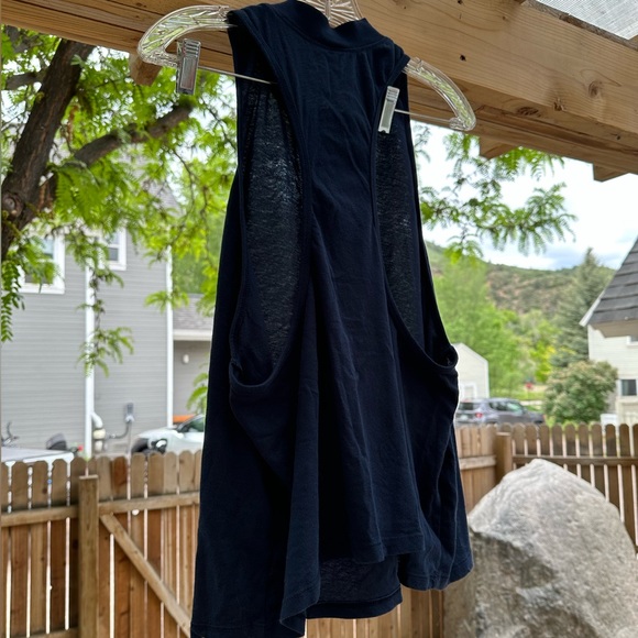 Anthropologie Electric & Rose NWOT Mock Neck Dark Blue Muscle Tank Large - Picture 4 of 12